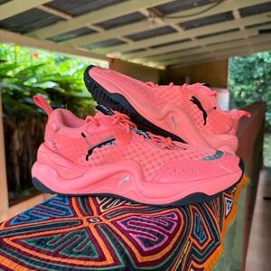Puma Rise Neon Pack Nrgy Peach Womens 7.5 /‎ EU 38 Sneakers 372444-02